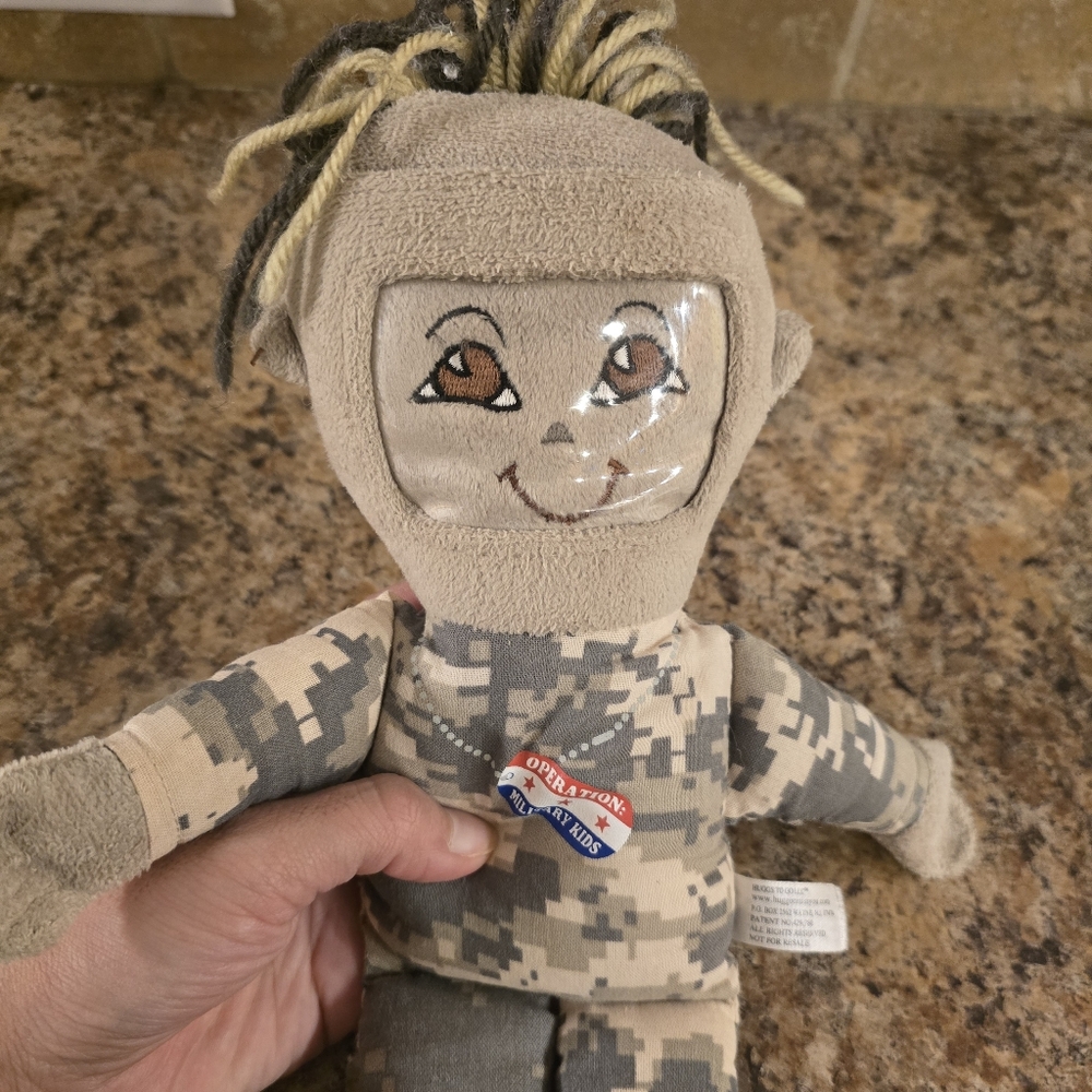 Operation Military Kids Huggs to Go military deployment doll, - Picture 3 of 3